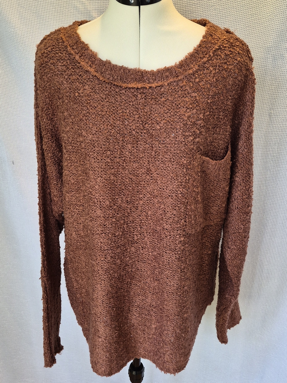 Women's Rust Textured Crewneck Sweater with Pocket